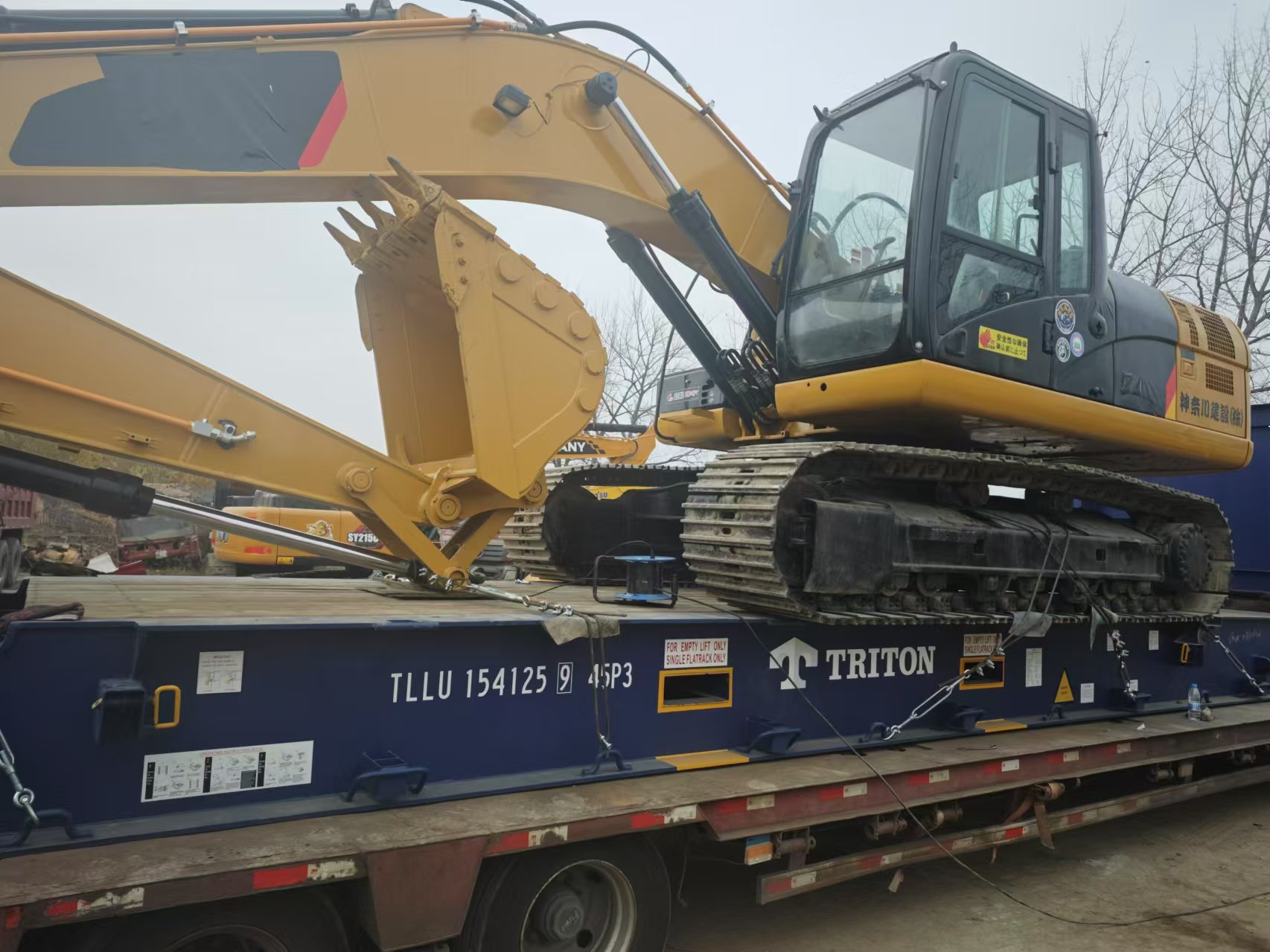  Caterpillar 320D excavator shipped